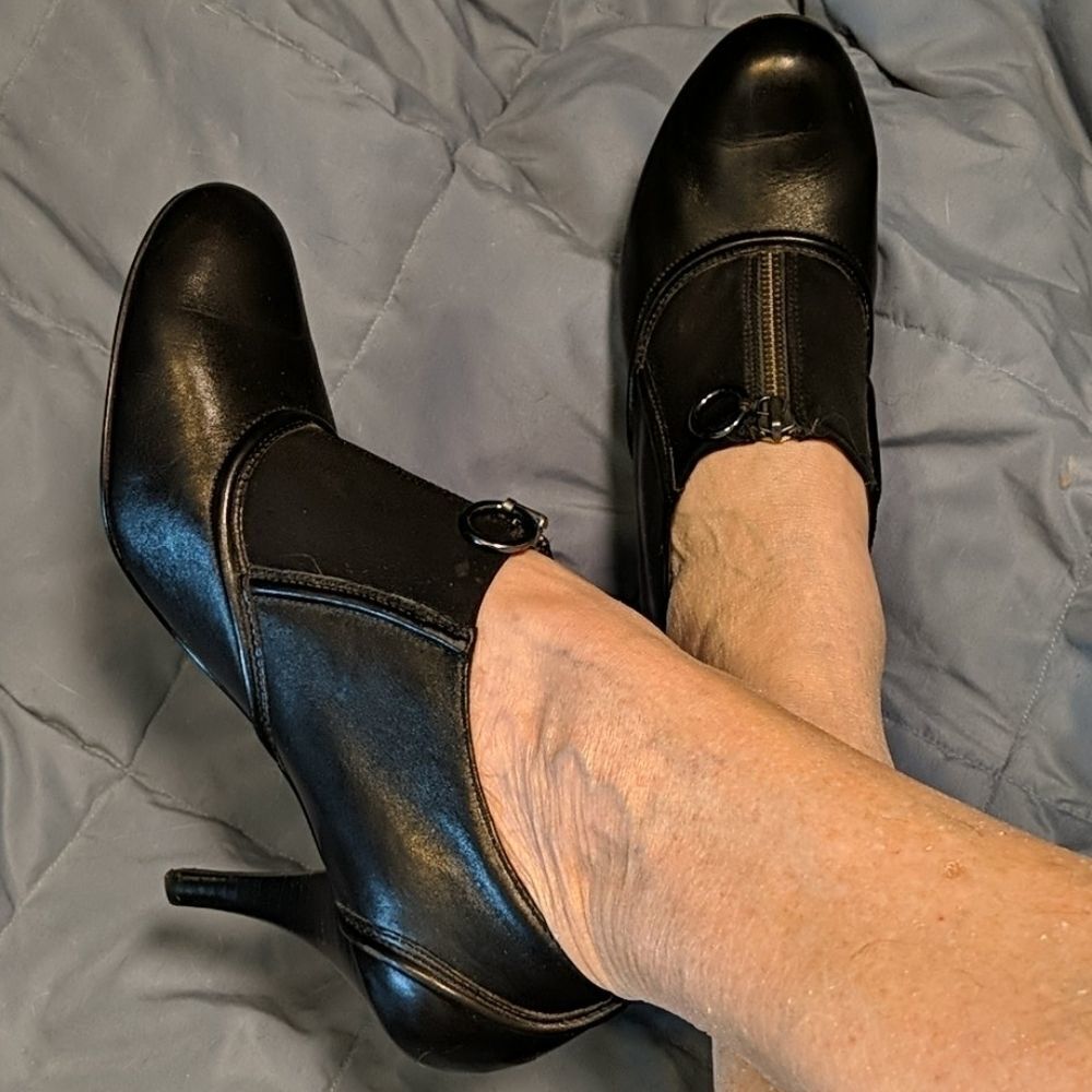 Saks Fifth Avenue Zip Vamp Leather Ankle Booties